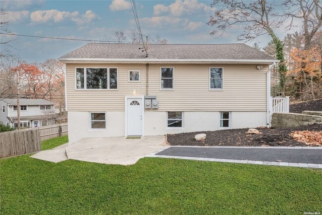 34 Greenlawn Rd A  
