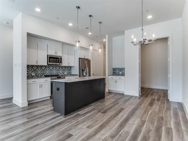 Photo - 804 Eaglescliffe Lndg