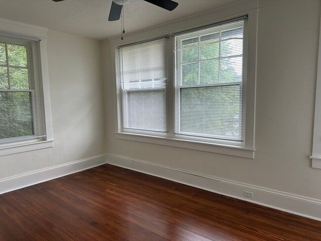 Photo - 1722 W Market St Unit 2