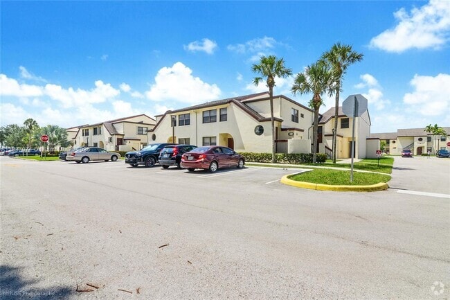 Building Photo - 11298 Taft St Unit 11298 Rental