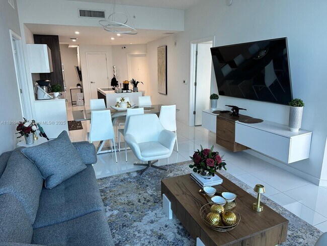 Photo - 851 NE 1st Ave Unit 1108