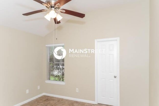 Photo - 3 Bedroom Pet-Friendly Home in Houston, TX...