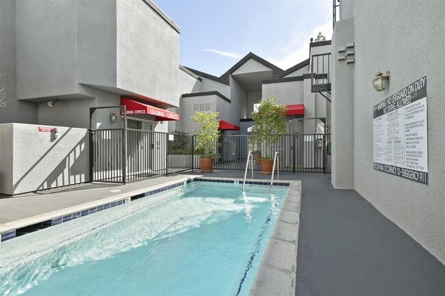 Nova Townhomes