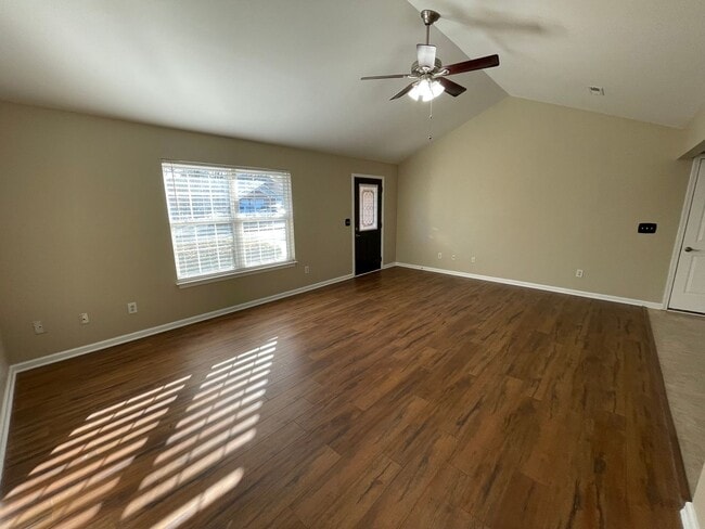 Photo - Nice 3/2 townhouse in West Rome- $1,550