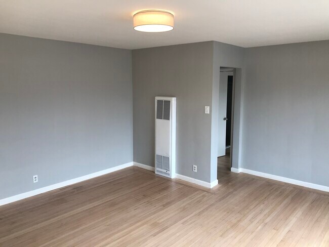 Photo - 22774 4th St