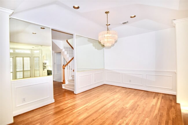 Photo - 2024 Welch St