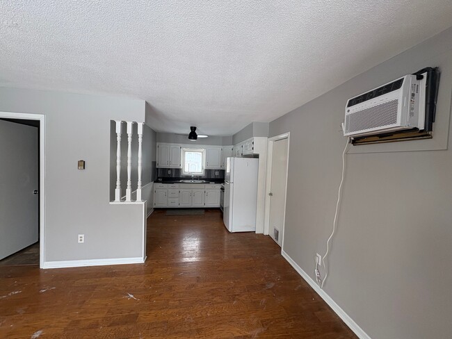 Photo - 1706 Getz Rd