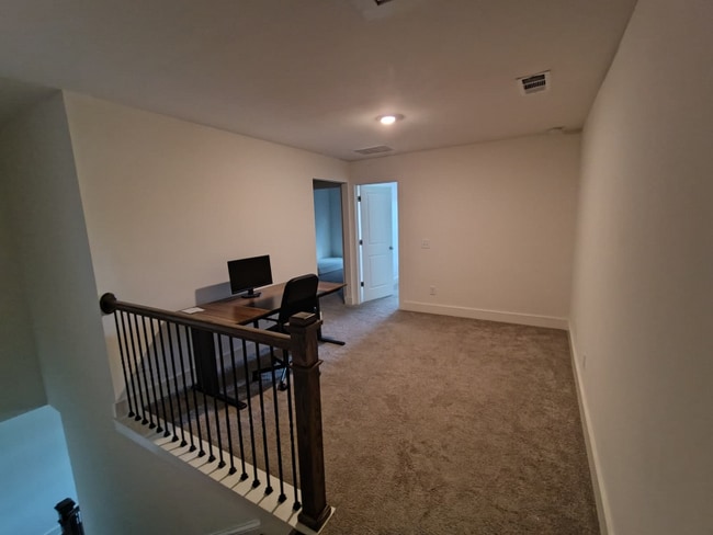 Photo - 215 N Auburn Landing Pl