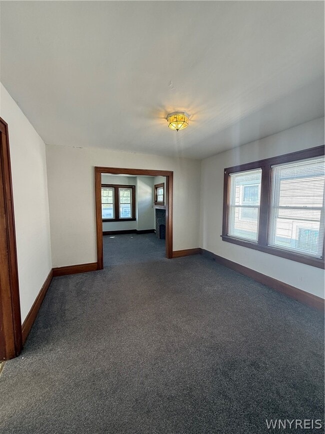 Photo - 125 Eiseman Ave