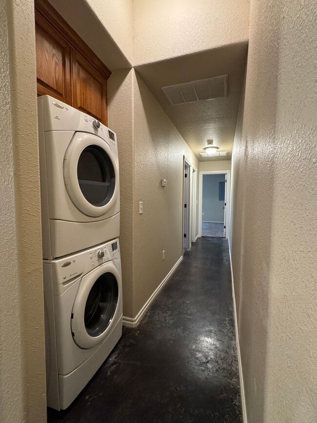 Photo - 2422 SW A Ave Unidad A