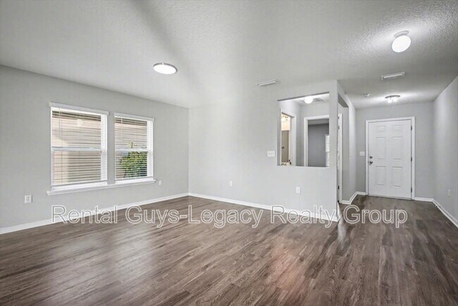 Photo - 5054 Oak Bend Ave