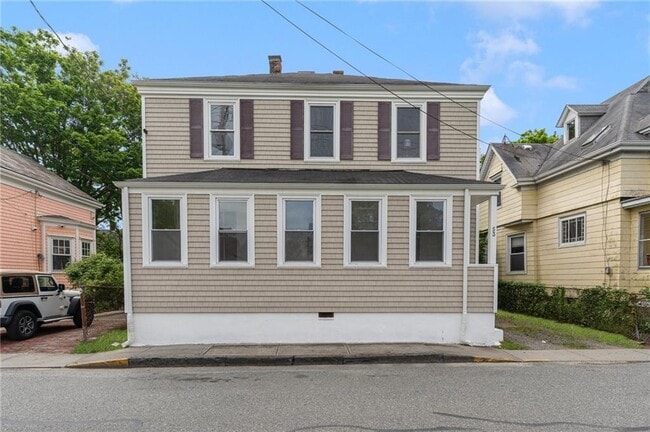 Building Photo - 53 Warner St Rental