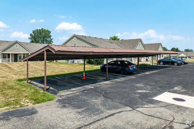 Covered Parking - Oak Run Apartments