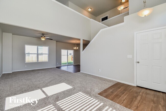 Photo - 6192 Decker Dr