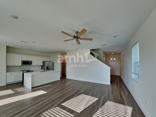 Photo - 5607 Dease Rd