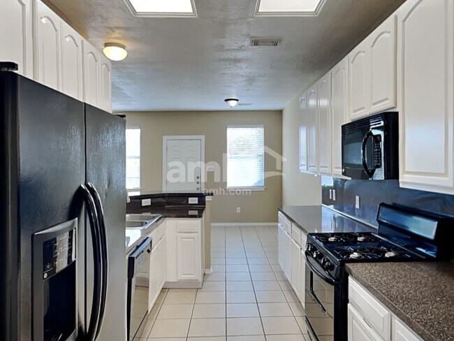 Photo - 13118 Peppergate Ln