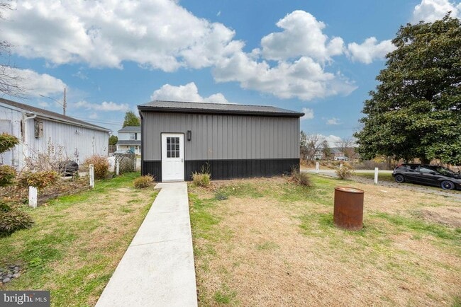 Photo - 313 Chestnut St