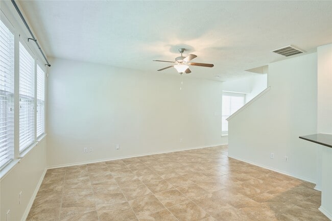 Photo - 327 Bloomhill Pl