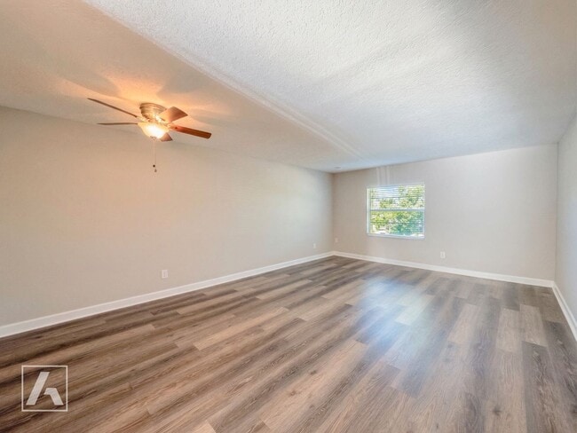 Photo - 3323 N Westmoreland Dr Unit 3323#7
