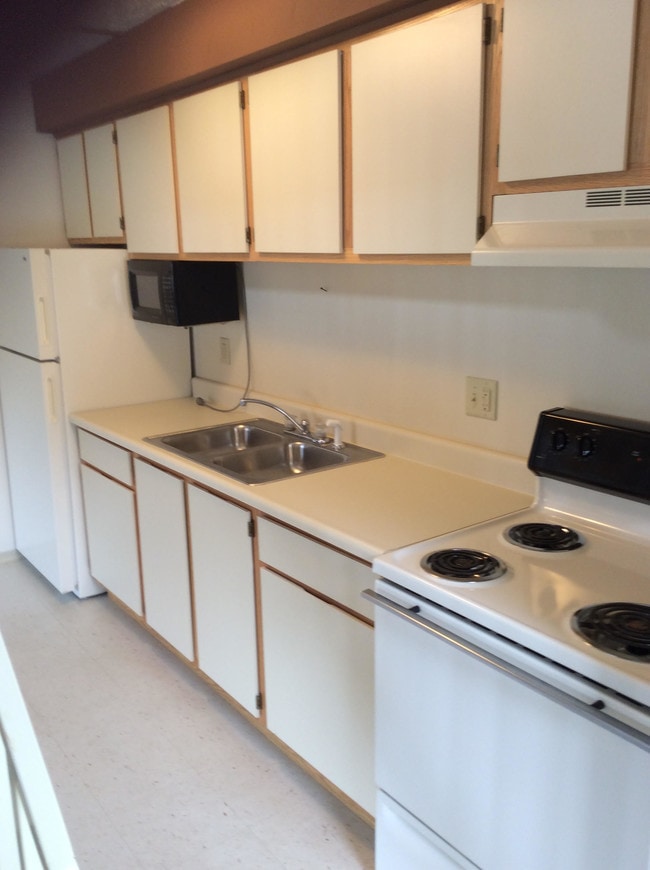 1516 Trachsel Pl
