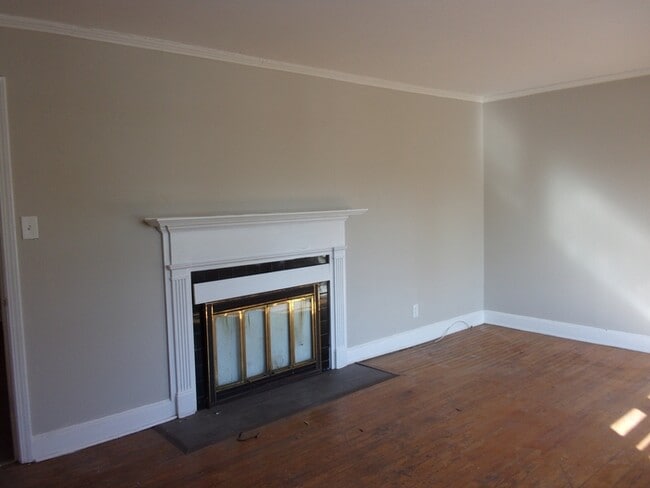 Photo - 917 Cherry Rd