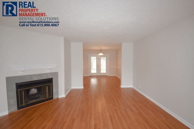 Photo - Spacious 3BR/2.5BA in Murfreesboro!
