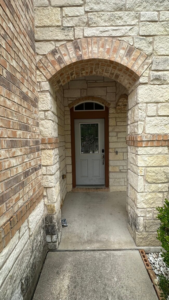 Photo - 2303 Scott Dr