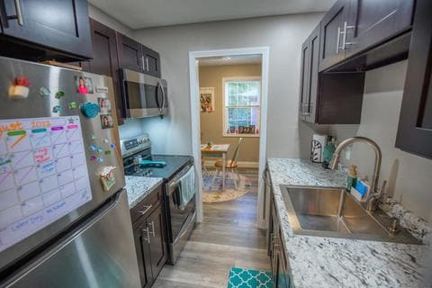 Photo - 110 W Front St