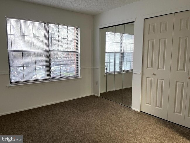 Photo - 17 Joyner Ct