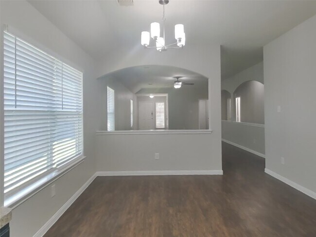 Photo - 2331 Gianna Way