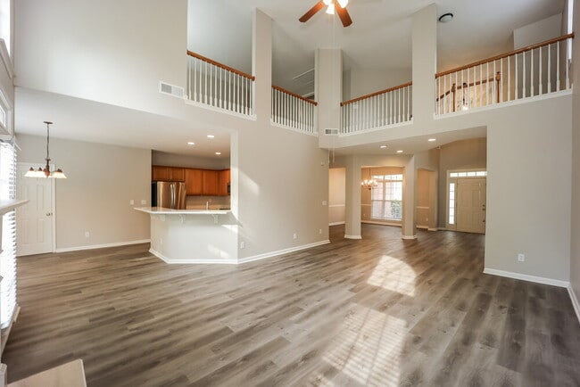 Photo - 7601 Hilltop Way
