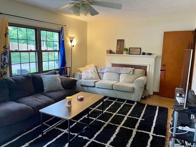 Photo - 417 S Swain Ave