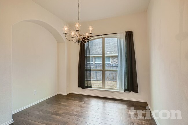 Photo - 5024 Kestrel Dr