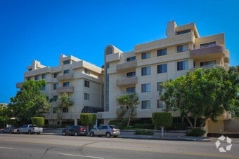 2BR - 4800 Sepulveda Blvd. Apartments