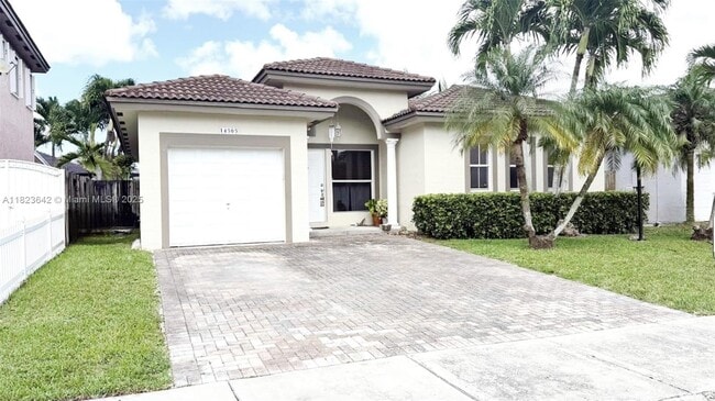 Photo - 14505 SW 158th Pl House
