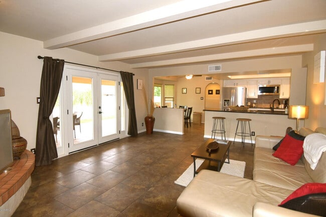 Photo - 10008 N 33rd Pl