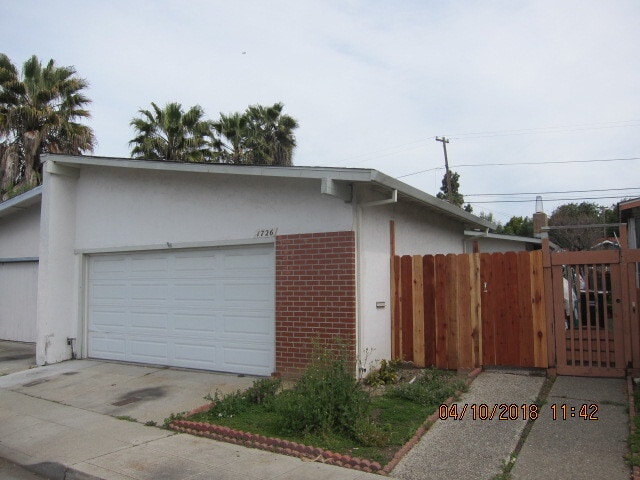 Building Photo - Milpitas duplex home