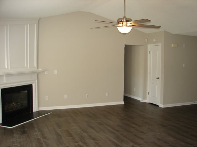 Photo - 404 Kinship Ln