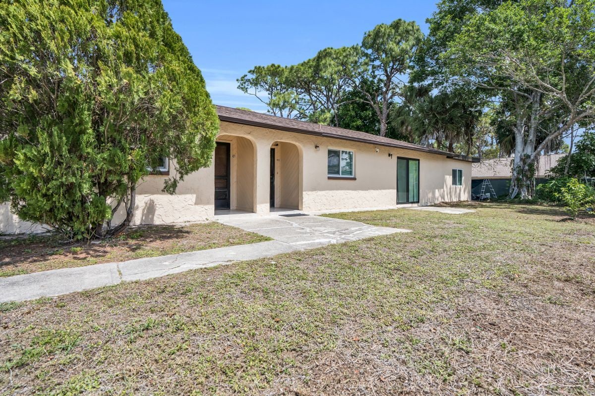 Photo - 423 SE 24th Ave