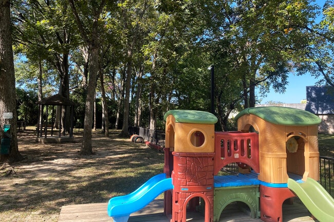 The Arts Apartments at Jefferson Heights