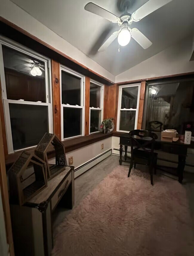 Photo - 214 Foster Rd