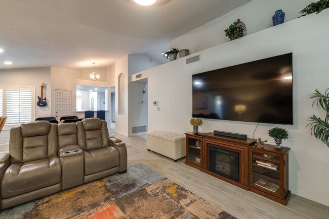 552 N Fountain Cir Unit SI ID1626439P