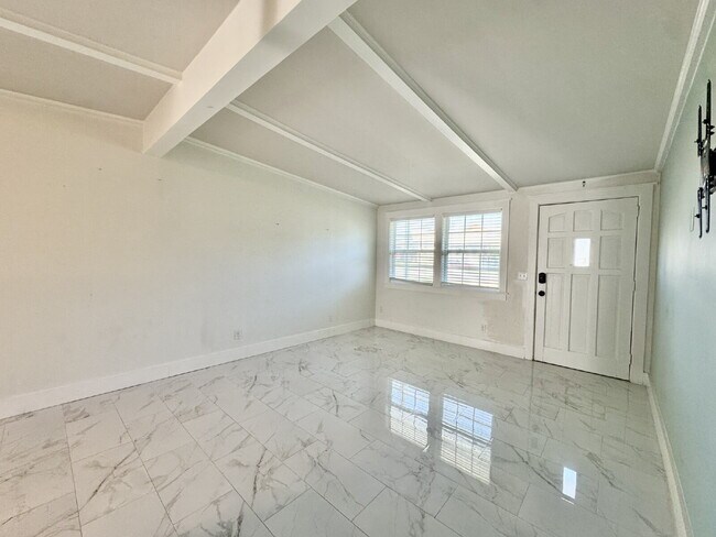 Coastal Living | Updated Duplex Unit