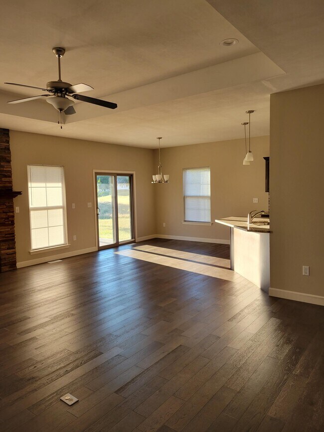 Photo - 2616 Fieldstone Dr