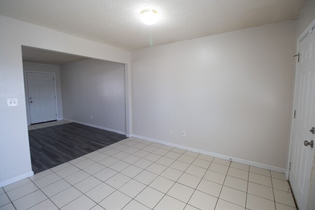 Photo - 3604 Greeley Dr Unit 3604 Greeley - B