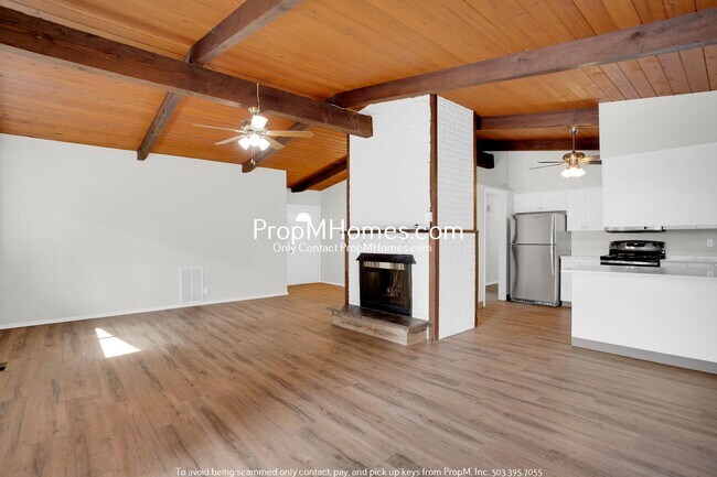 Photo - Fully Updated Home in Aloha - Large Yard!