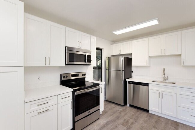 Photo - 2221 Parker St Unit G