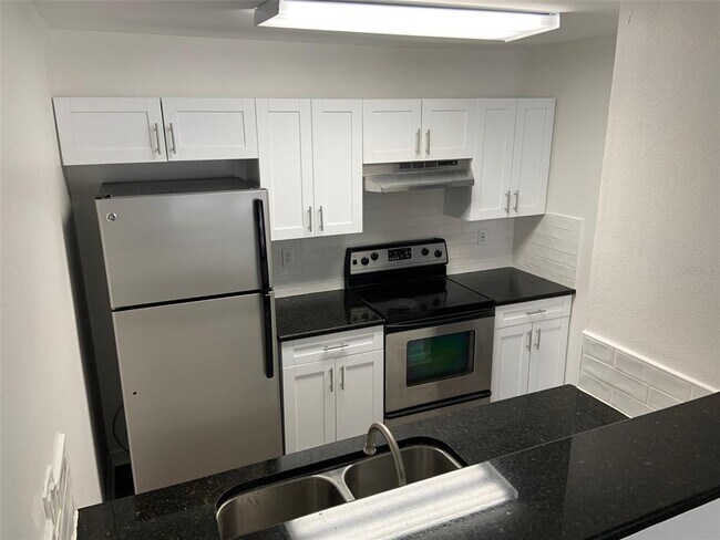 4752 Walden Cir Unidad 715