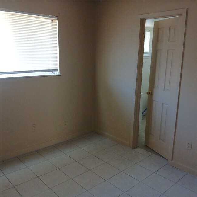 Photo - 11223 Spottswood Dr