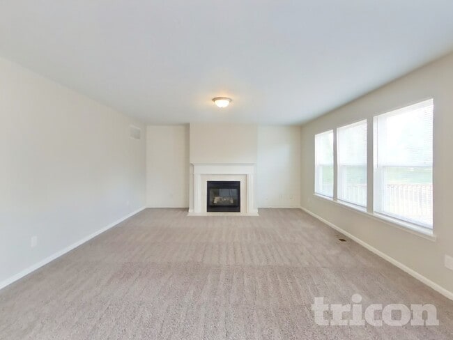 Photo - 6612 Smithfield Dr